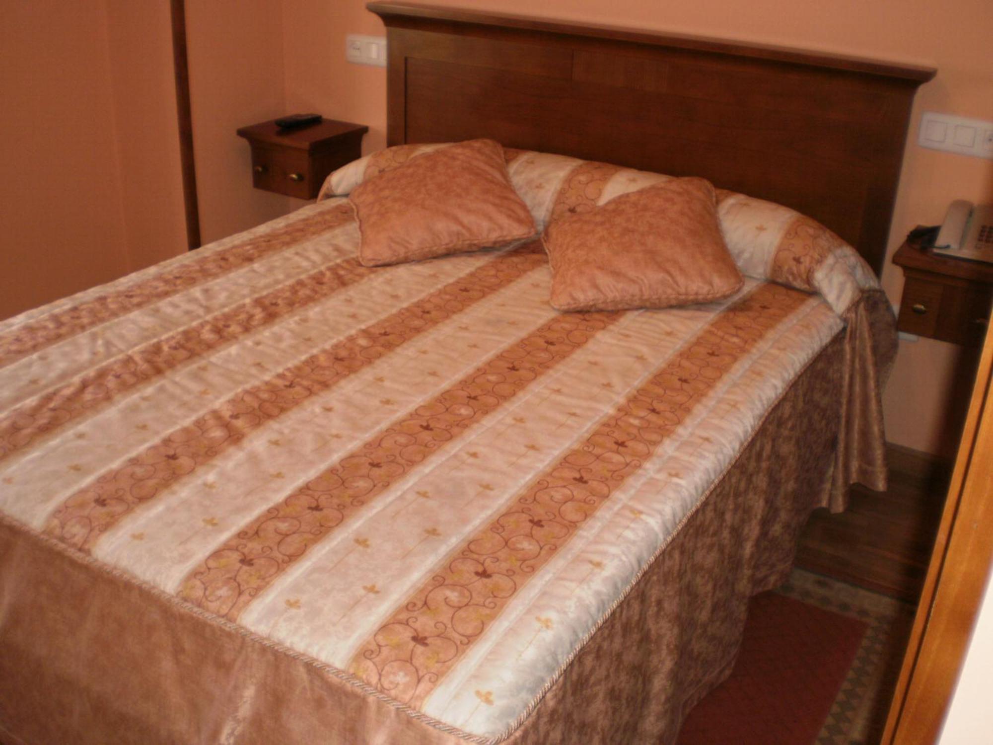 Hotel Los 14 Pravia Camera foto