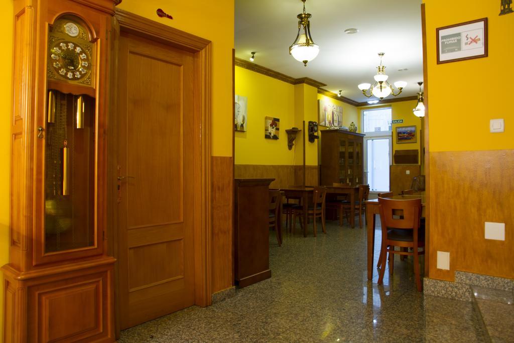 Hotel Los 14 Pravia Esterno foto